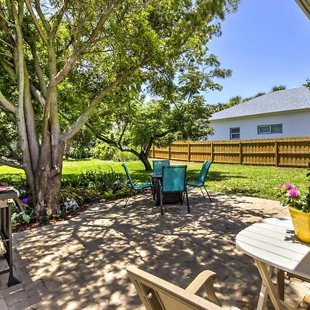 New Smyrna Beach Abode With Fire Pit, Walk To Beach! Vila Exterior foto