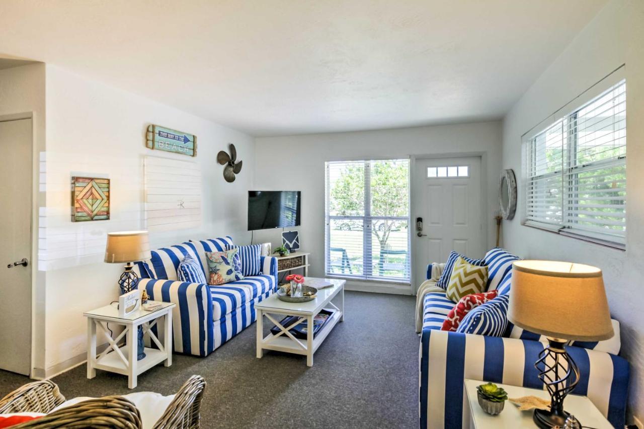 New Smyrna Beach Abode With Fire Pit, Walk To Beach! Vila Exterior foto